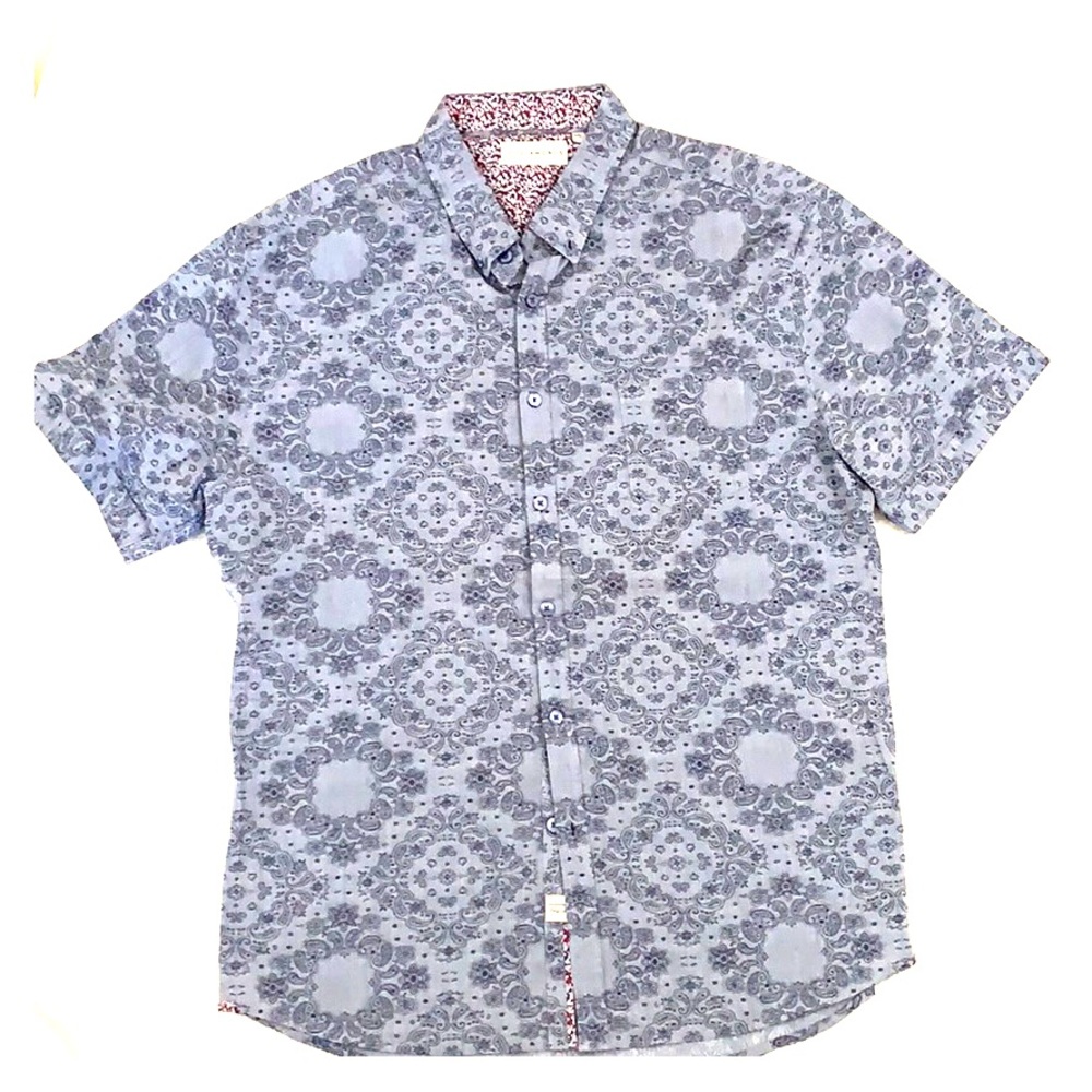 Button up men’s short sleeve
